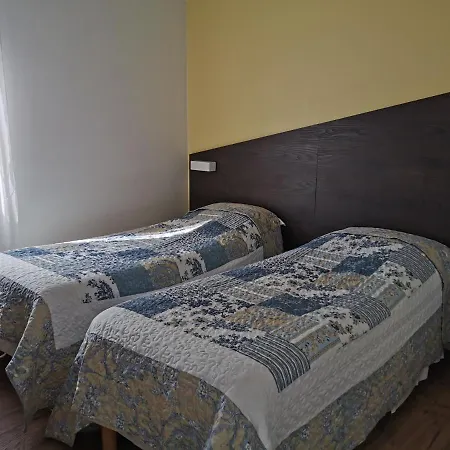 ホテル Fasthotel Paris Ouest 2*