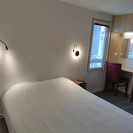 Fasthotel Paris Ouest Bouafle