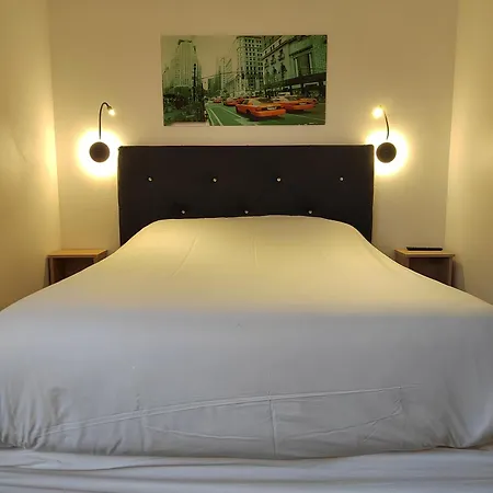 Fasthotel Paris Ouest 2* Bouafle