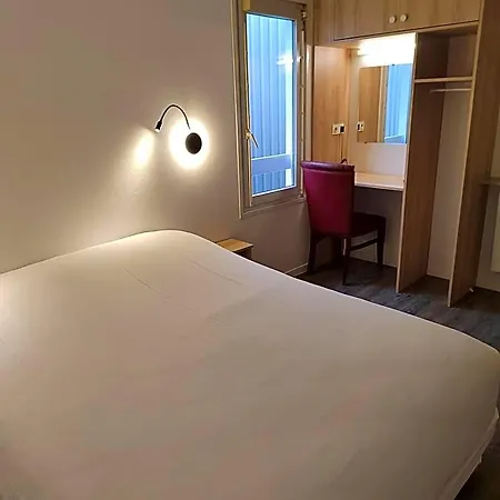 Fasthotel Paris Ouest 2* Bouafle