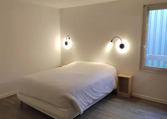 Fasthotel Paris Ouest 2* Bouafle