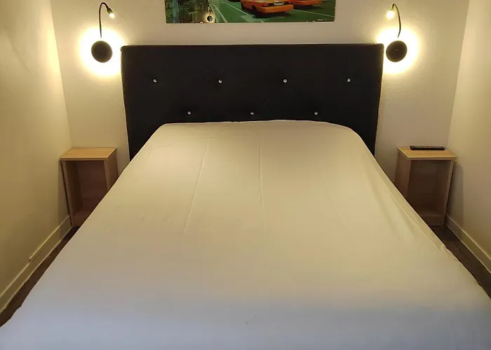 Fasthotel Paris Ouest 2* Bouafle